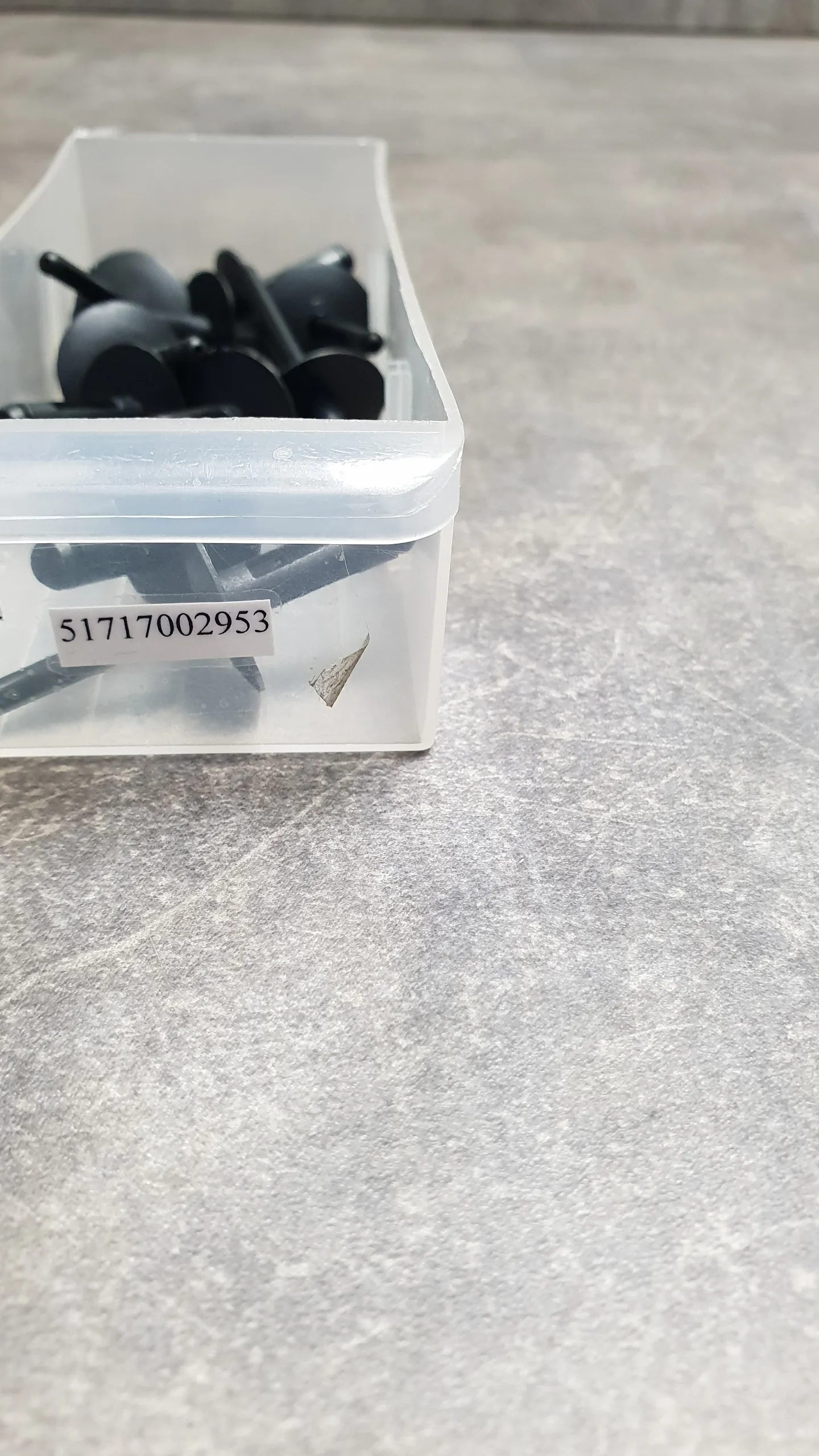 Клипса крепления наружной арки BMW E90E83X5(E53F15) (4-27, 4-28СВ4-34)