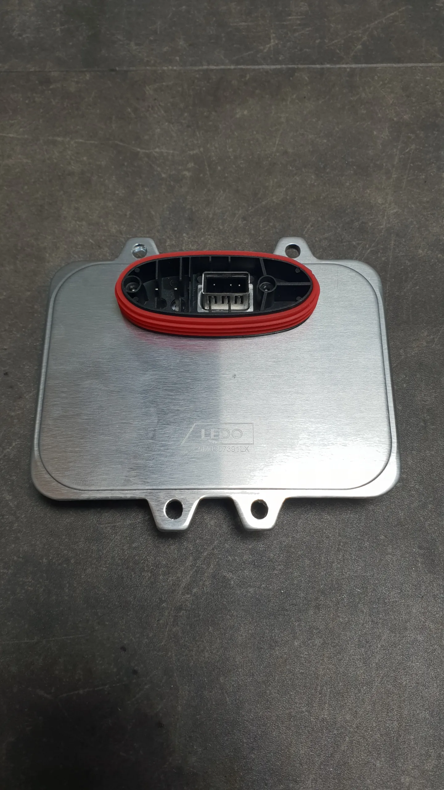 Блок розжига ксеноновой лампы D1S E60,E60LCI,E65,X5M(E70),E71,E72