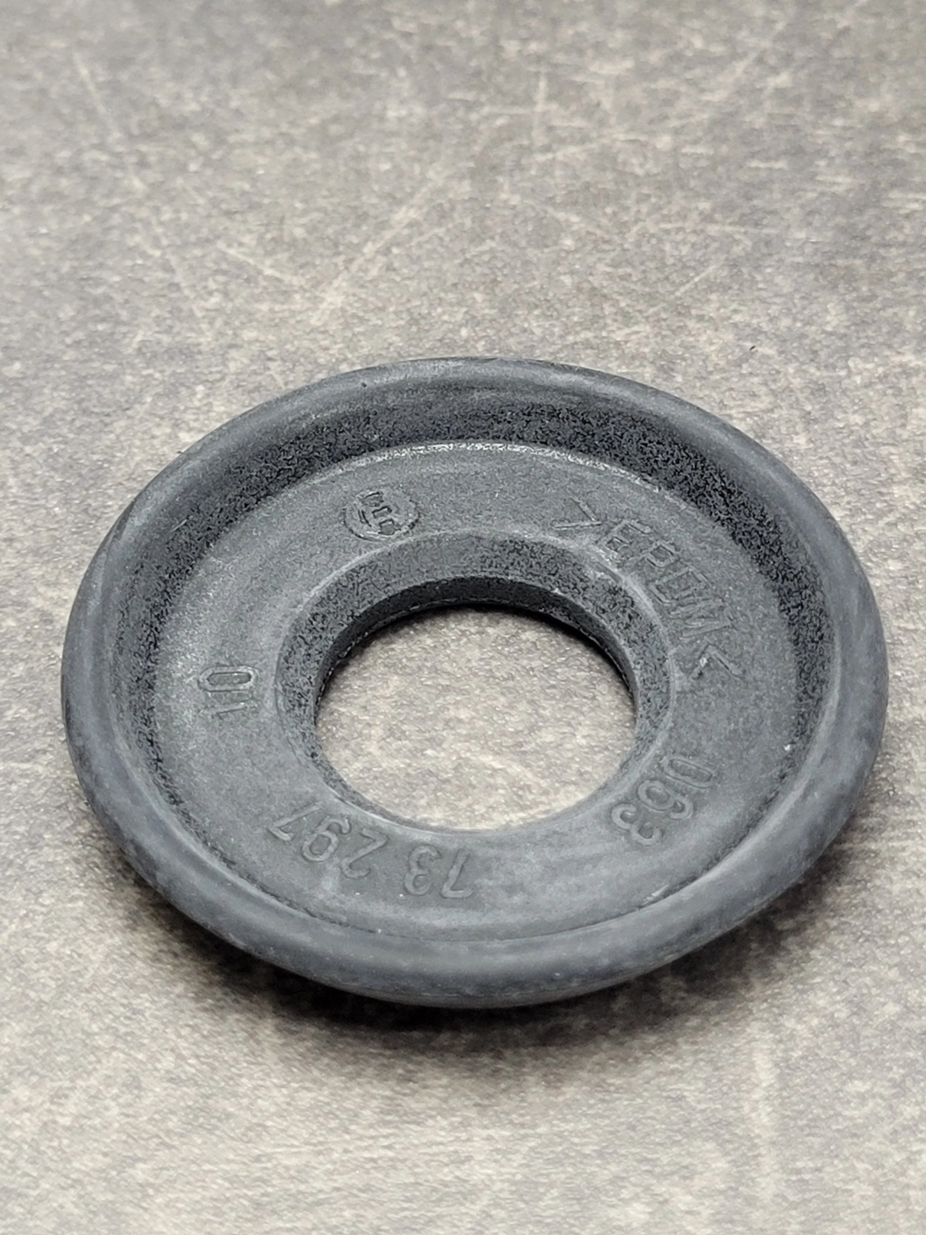 Демпфирующее кольцо под жабо E46,E83,E83LCI (4-1)