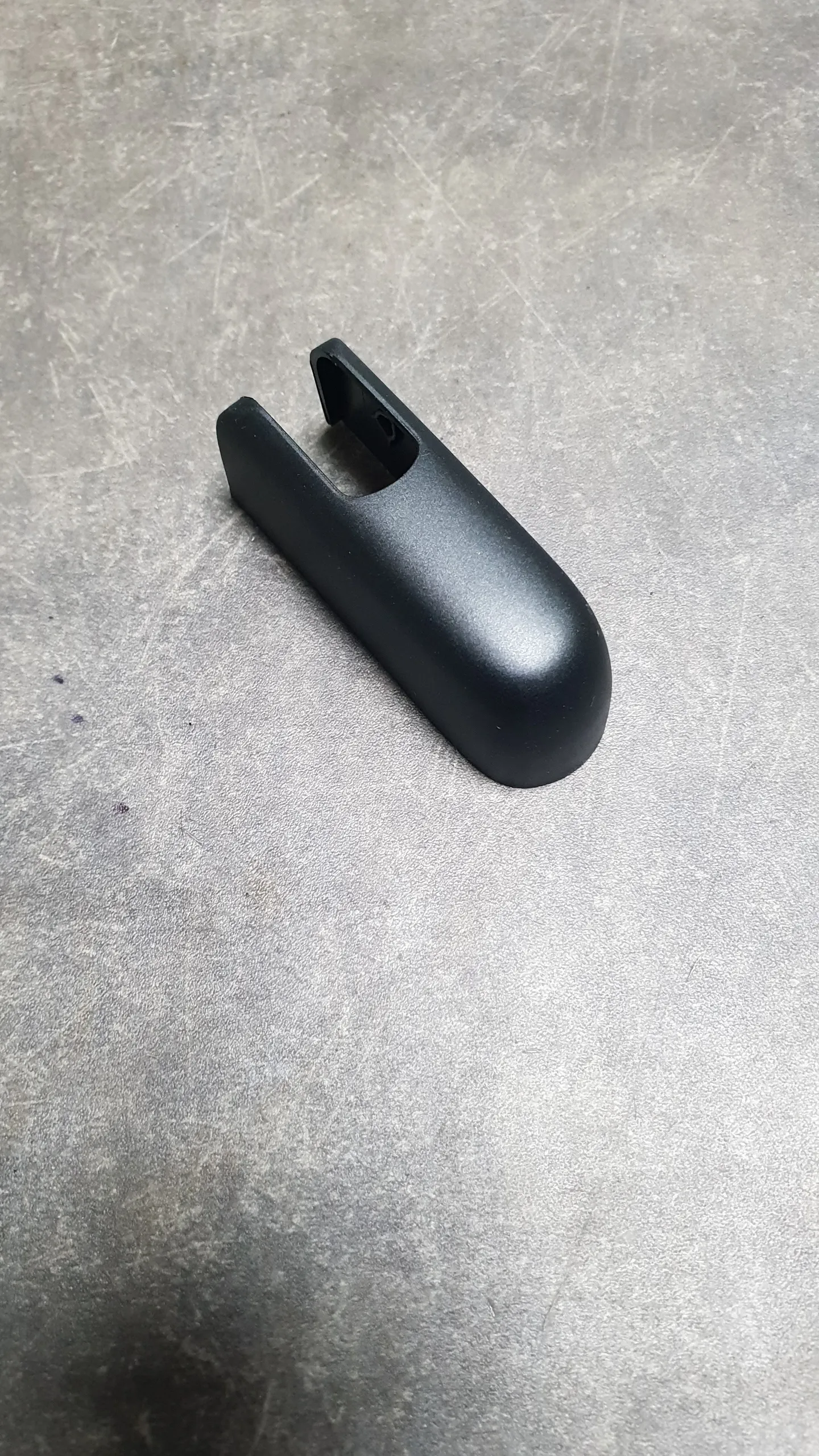 Колпачок стеклоочистителя задней двери BMW E83/E83N