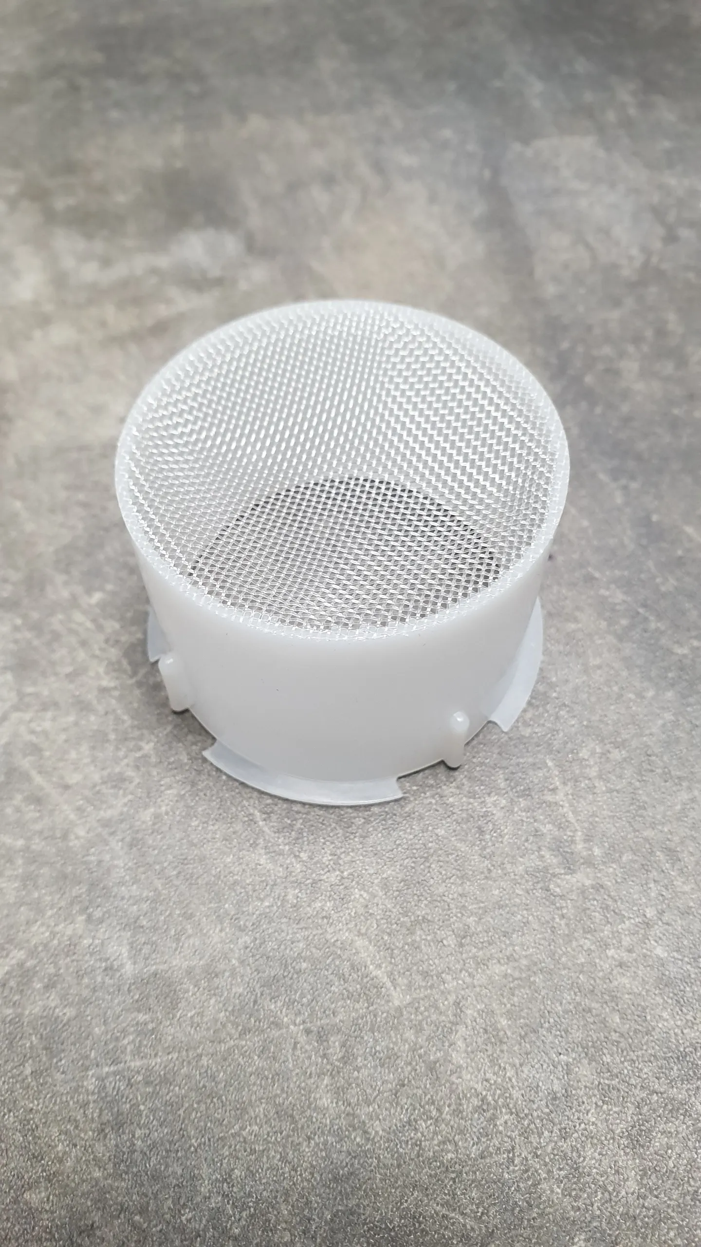 Фильтр бачка омывателя ветрового стекла E30,E36,E46,E34,E39,E32,E53