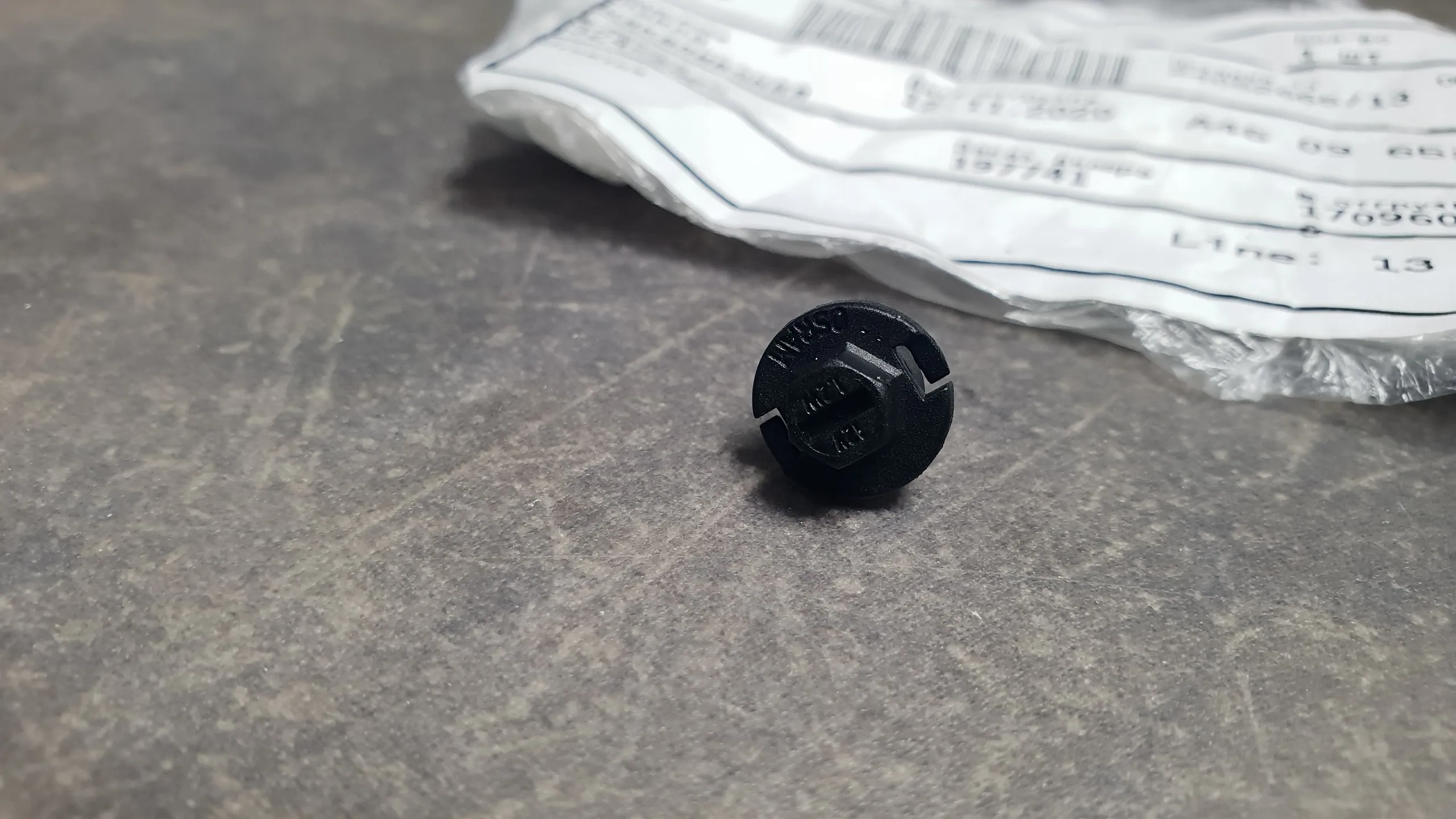 Лампа в приборную панель (12V,1.2W,патрон BX8,4d)