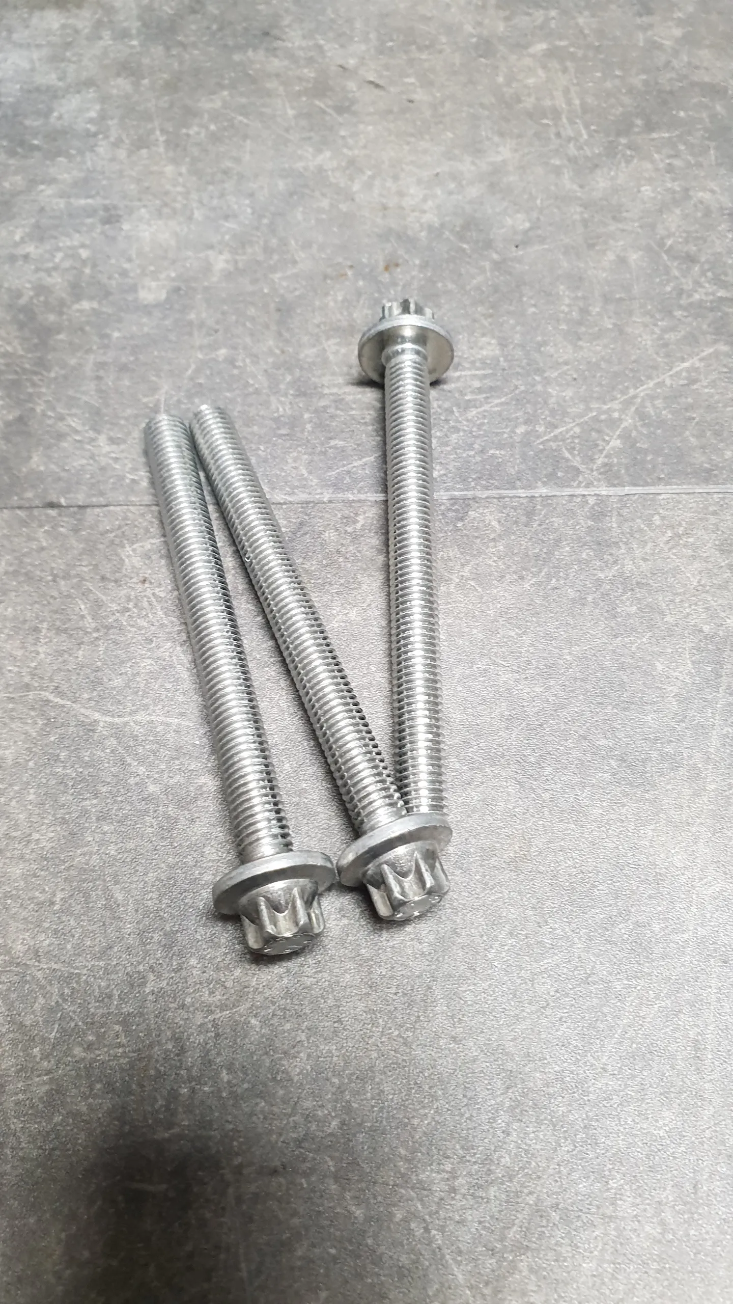 Болт крепления компрессора кондиционера N51,N52,N53 [комплект 3шт.]