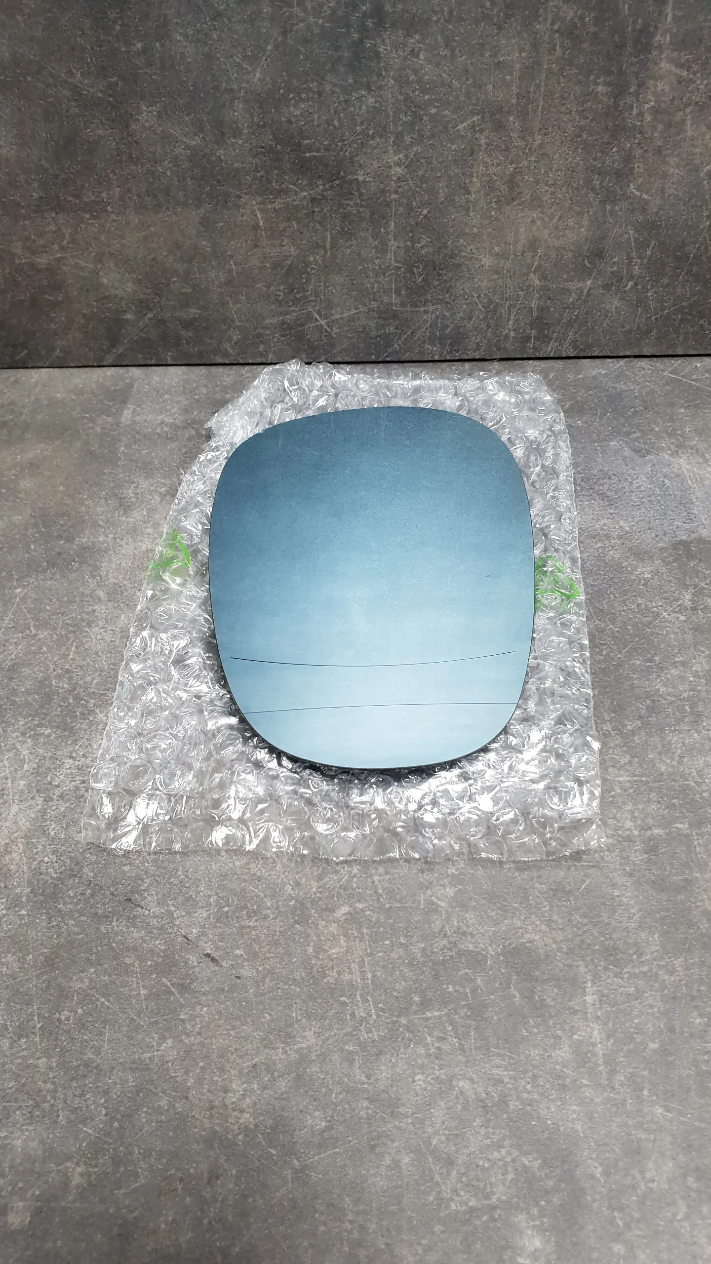 Зеркальный элемент E81,E87LCI,E88,E82,E90LCI,E91LCI,E92,E93 голубой, подогрев  R