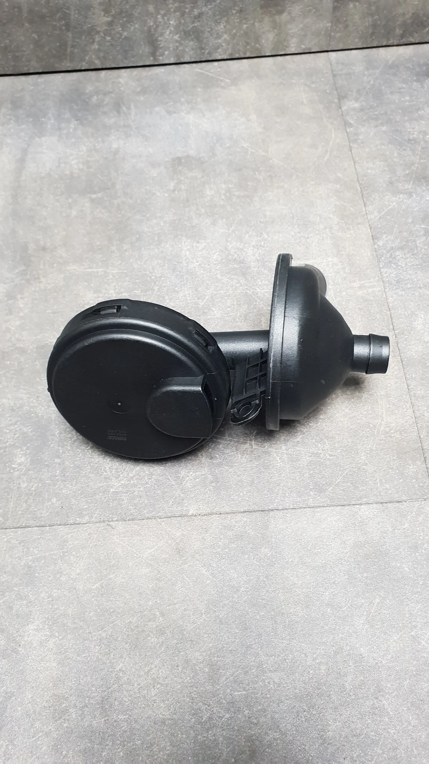 Клапан вентиляции картера  (КВКГ) M52TU,M54