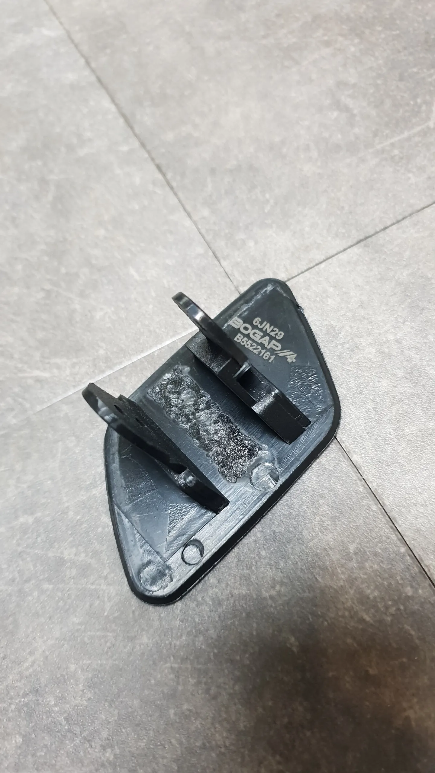 Крышка форсунки омывателя фары E70,E70LCI (R)