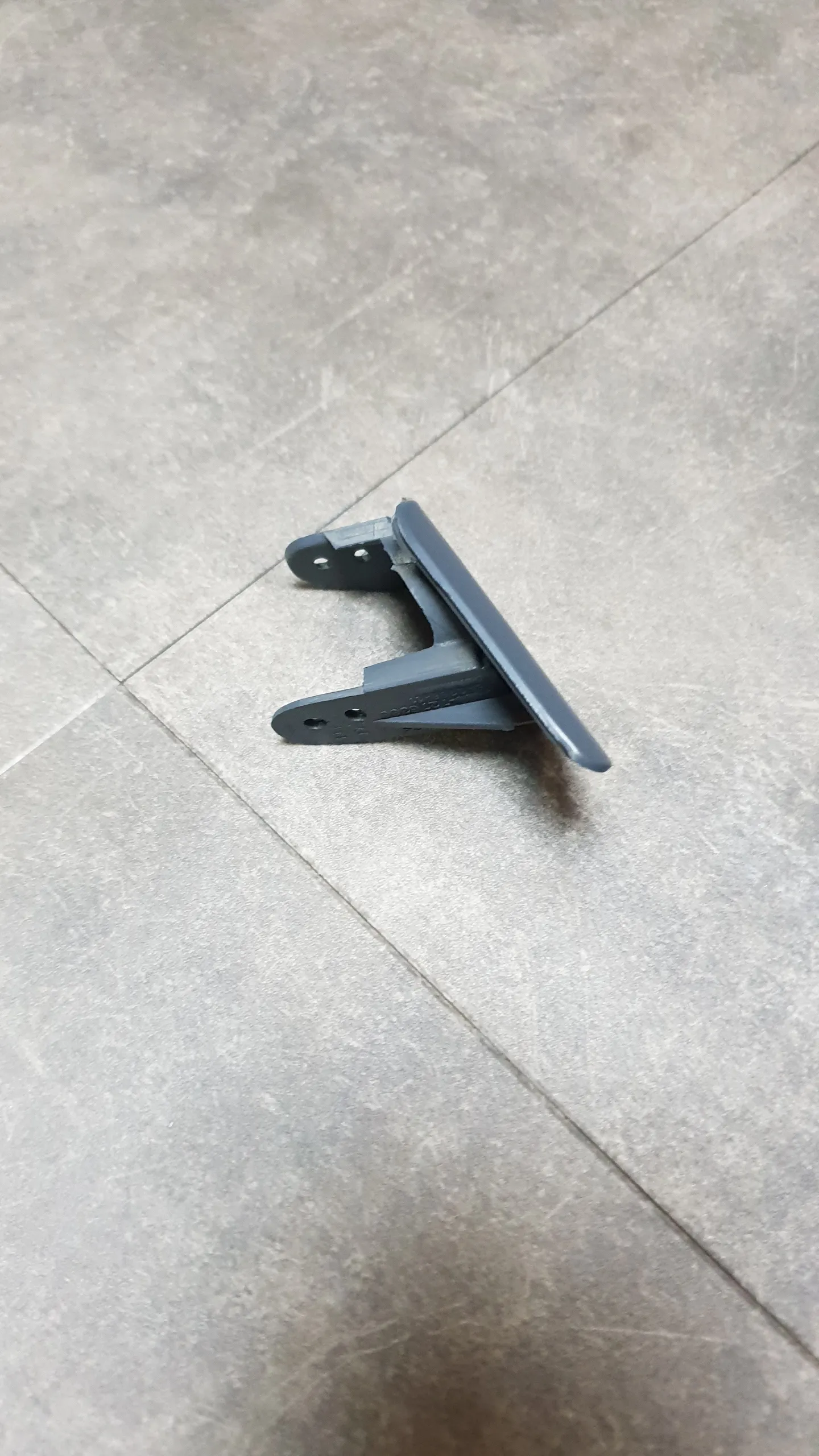 Крышка форсунки омывателя фары F30,F31 [R]