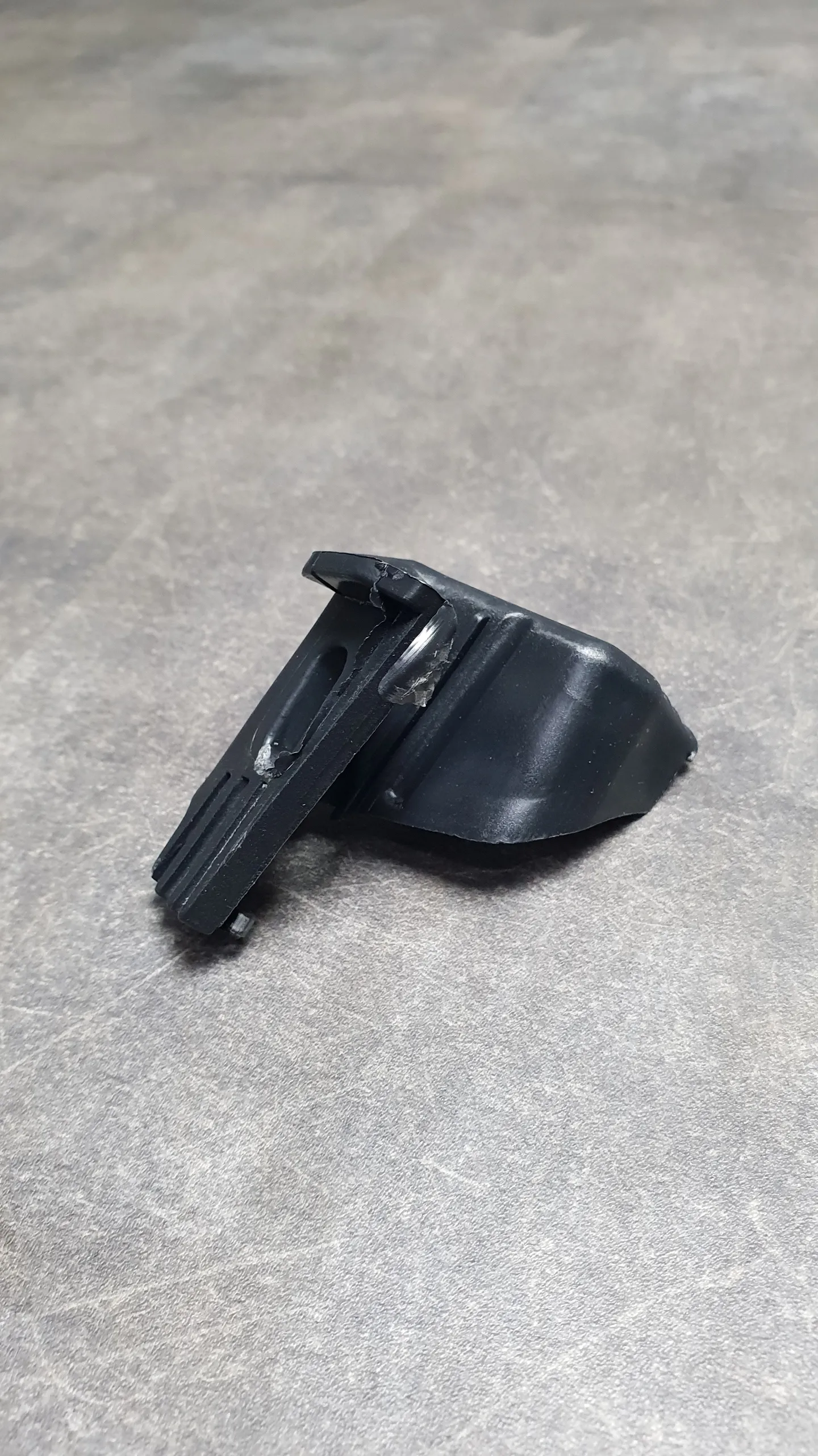 Кронштейн крепления фары F30,F30LCI [L]