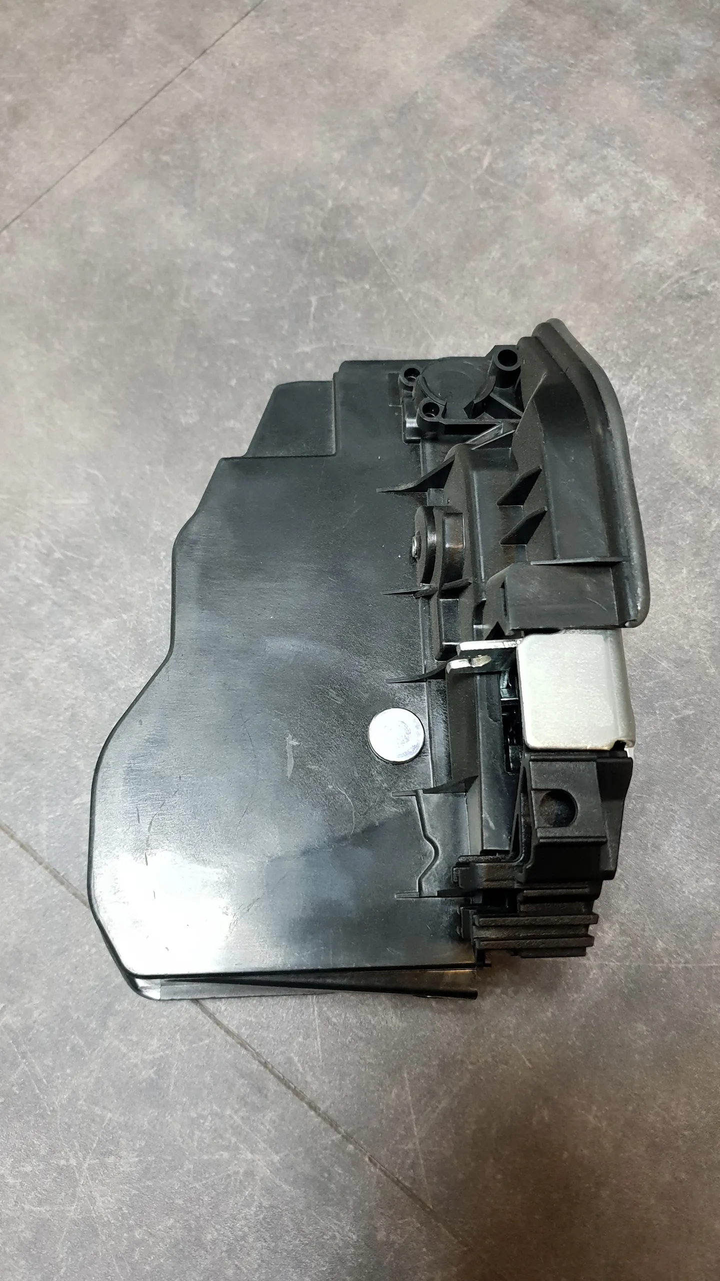 Замок двери задней (почти все BMW по 03.2009 г.в.) [L]