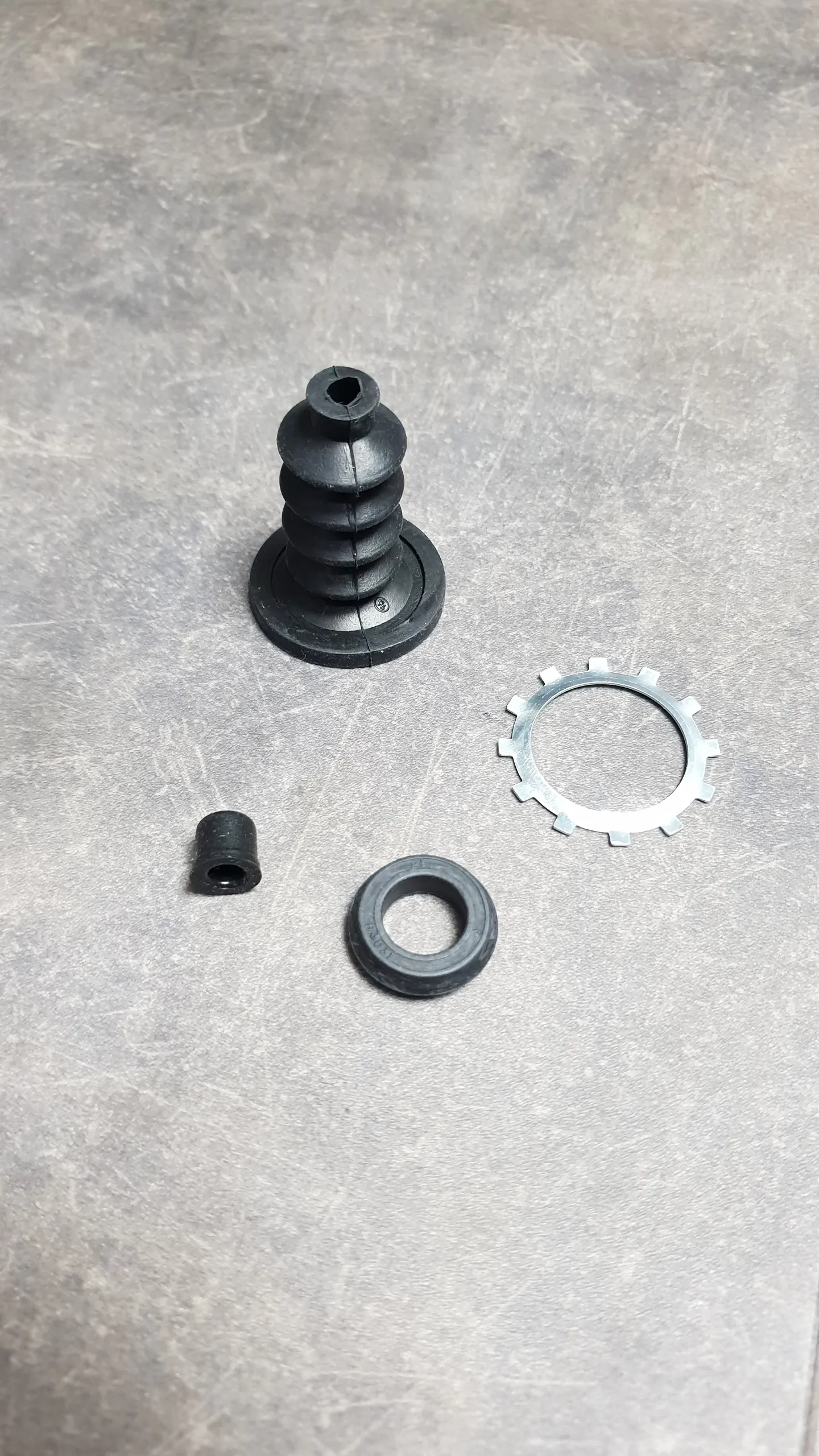 Ремкомплект цилиндра сцепления рабочего (на КПП) D=20,6мм