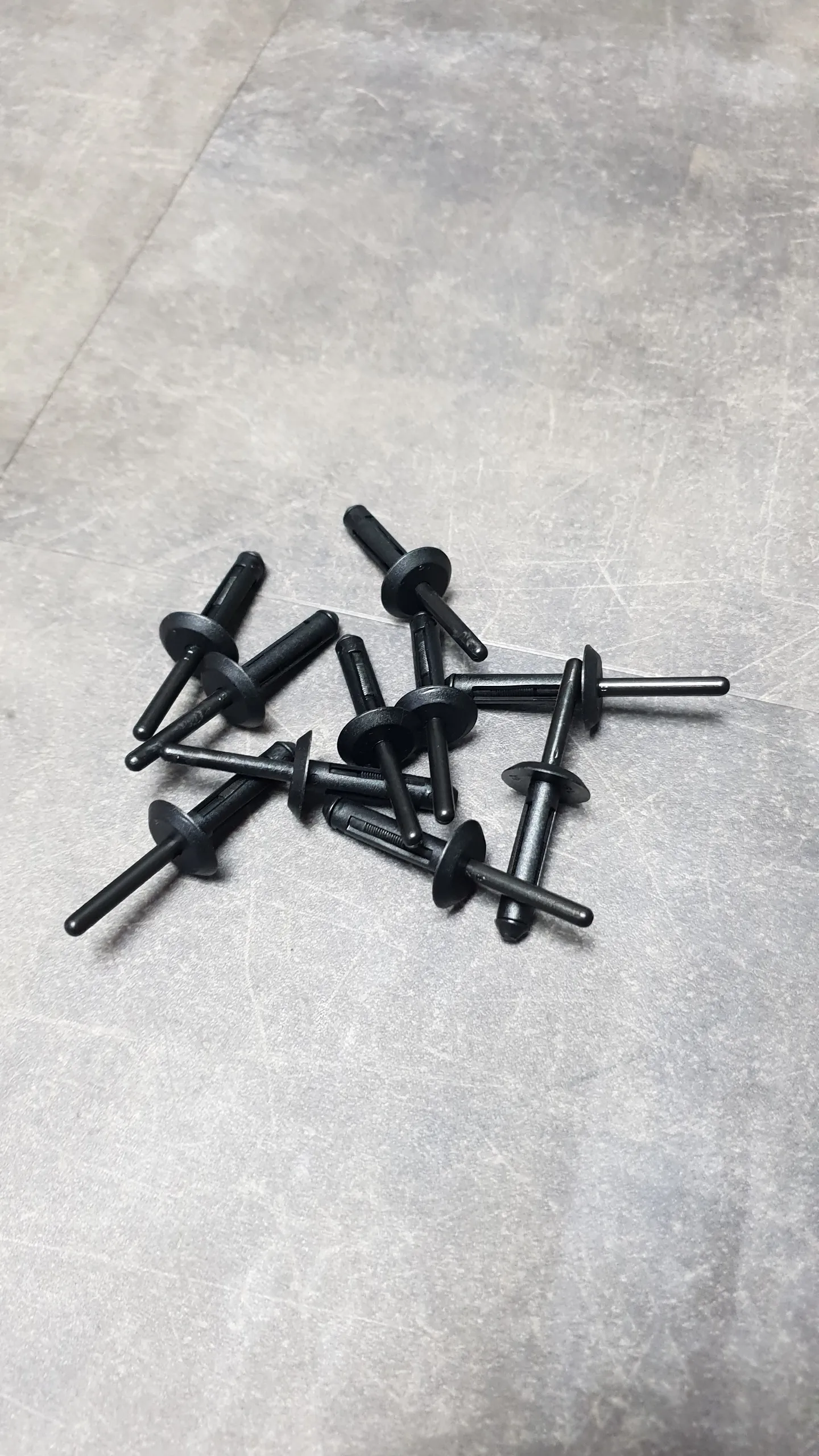 Клипса крепления наружной арки BMW E70,E70LCI,E71 (10-15СВ4-40)