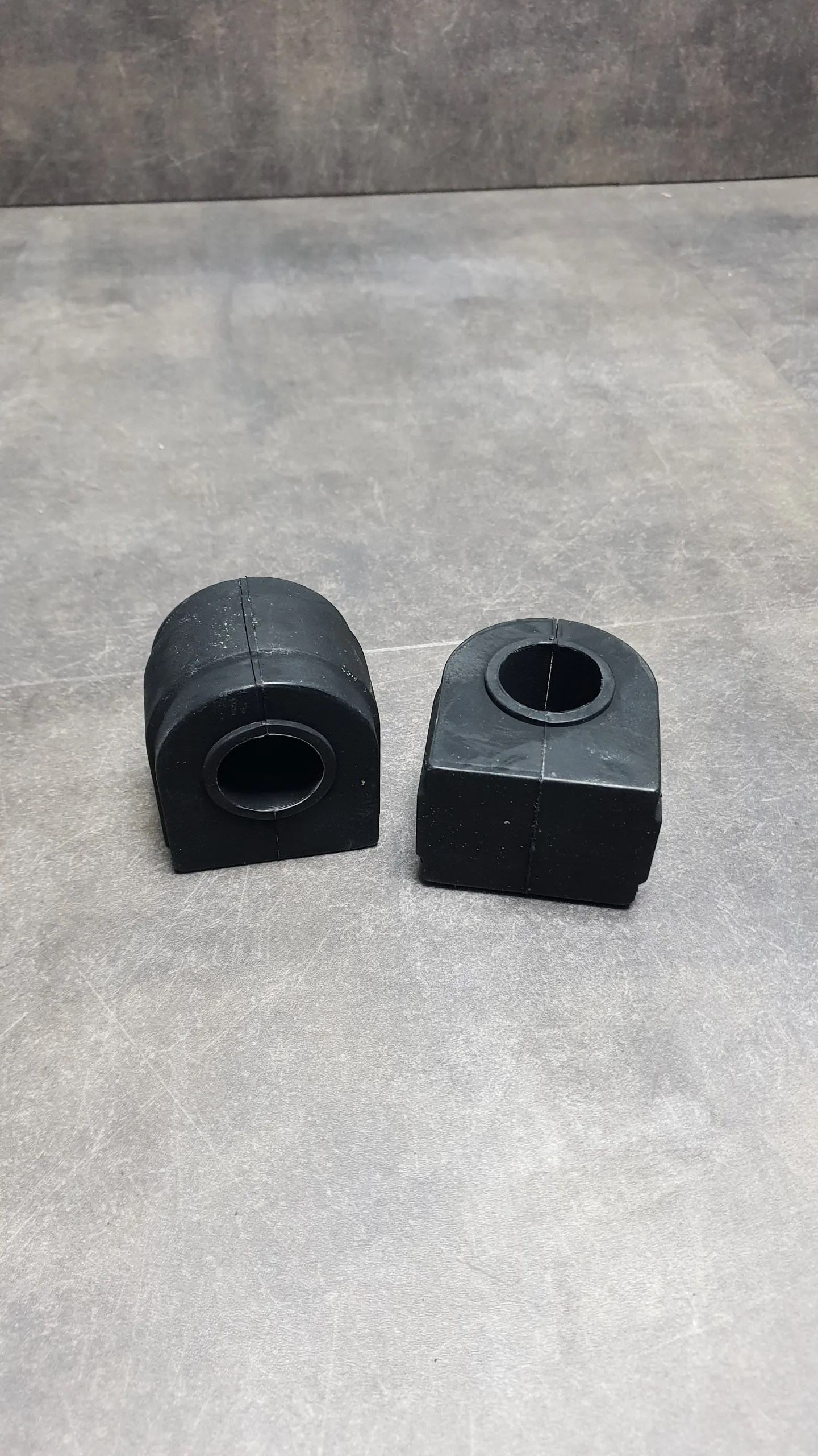 Втулка стабилизатора переднего E70,E70LCI,E71 D=27mm