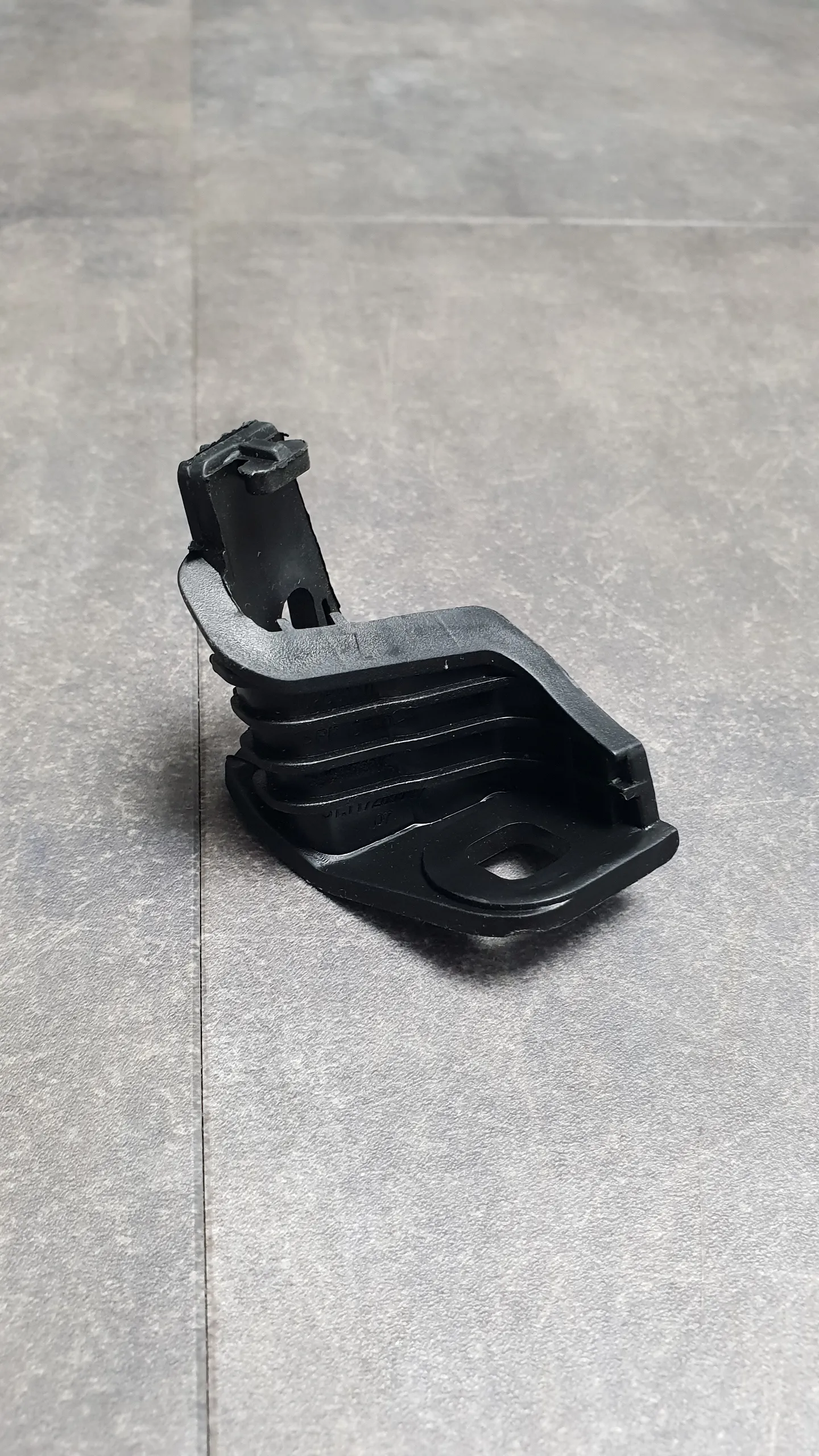 Кронштейн крепления фары F30,F30LCI [L]