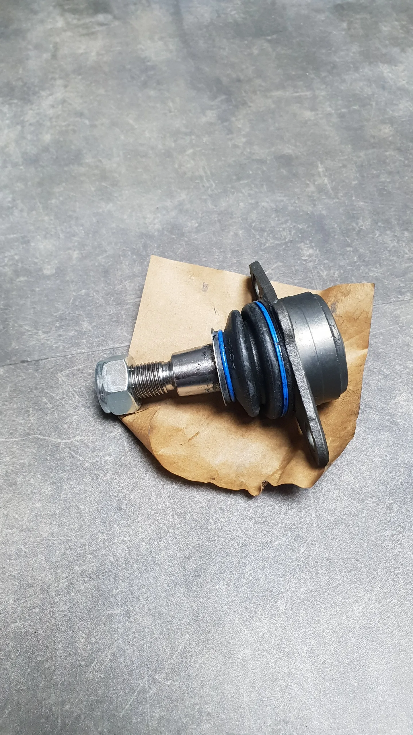 Опора шаровая переднего верхнего рычага  X3 (e83) до 12.2006