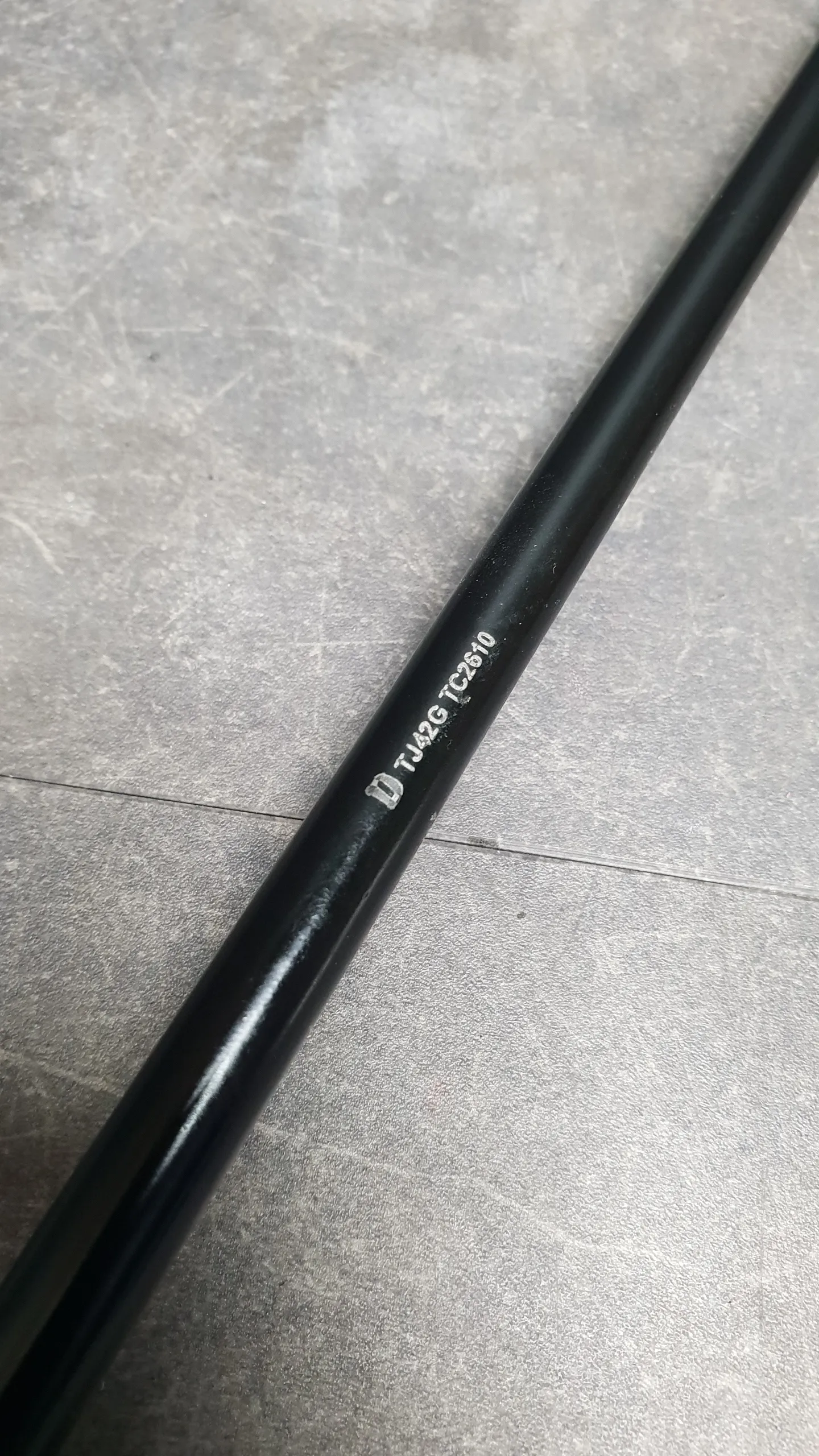 Стойка стабилизатора пер. E60xi/E61xi левая (линк)