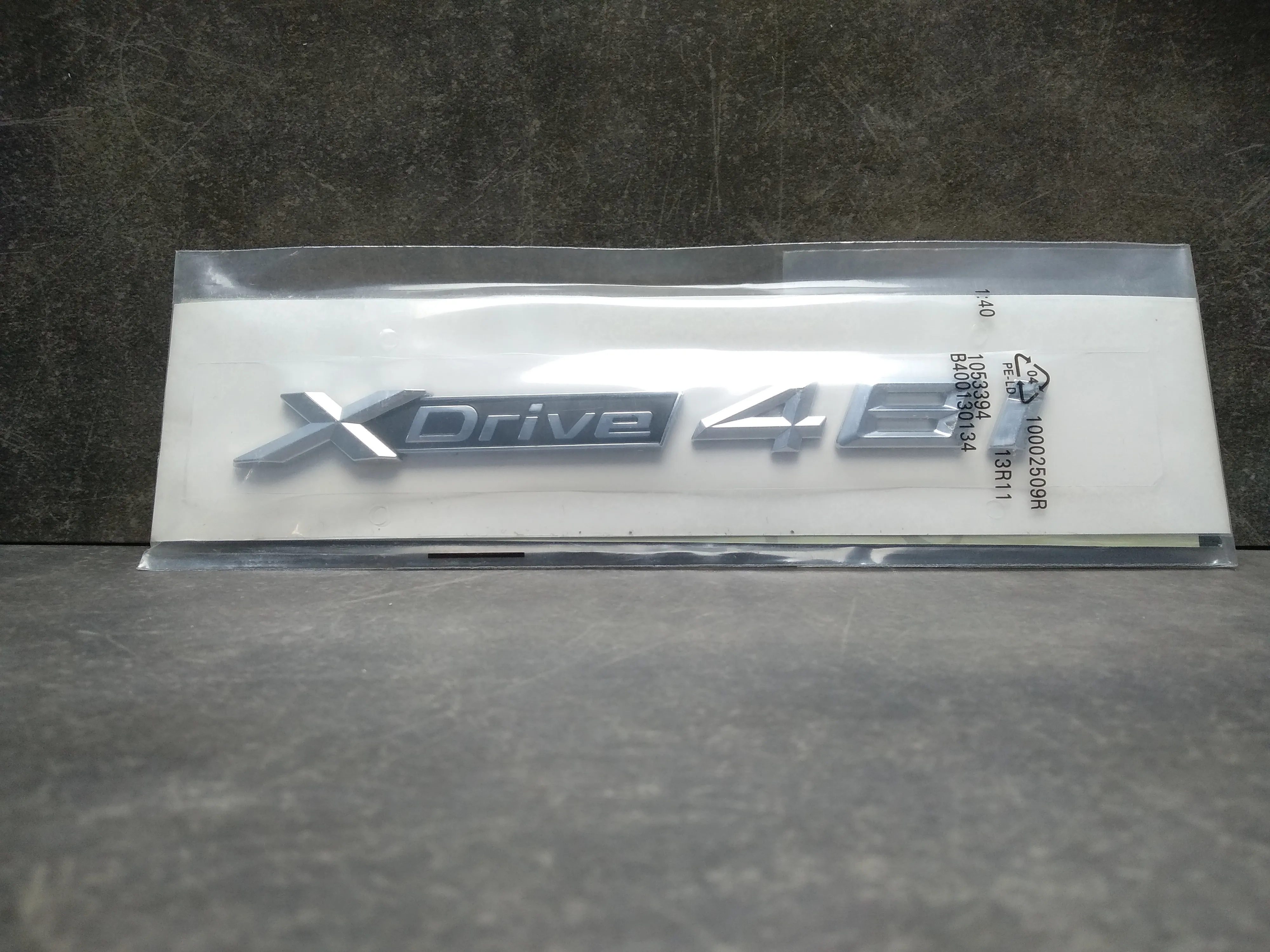 Наклейка "XDrive 48i"