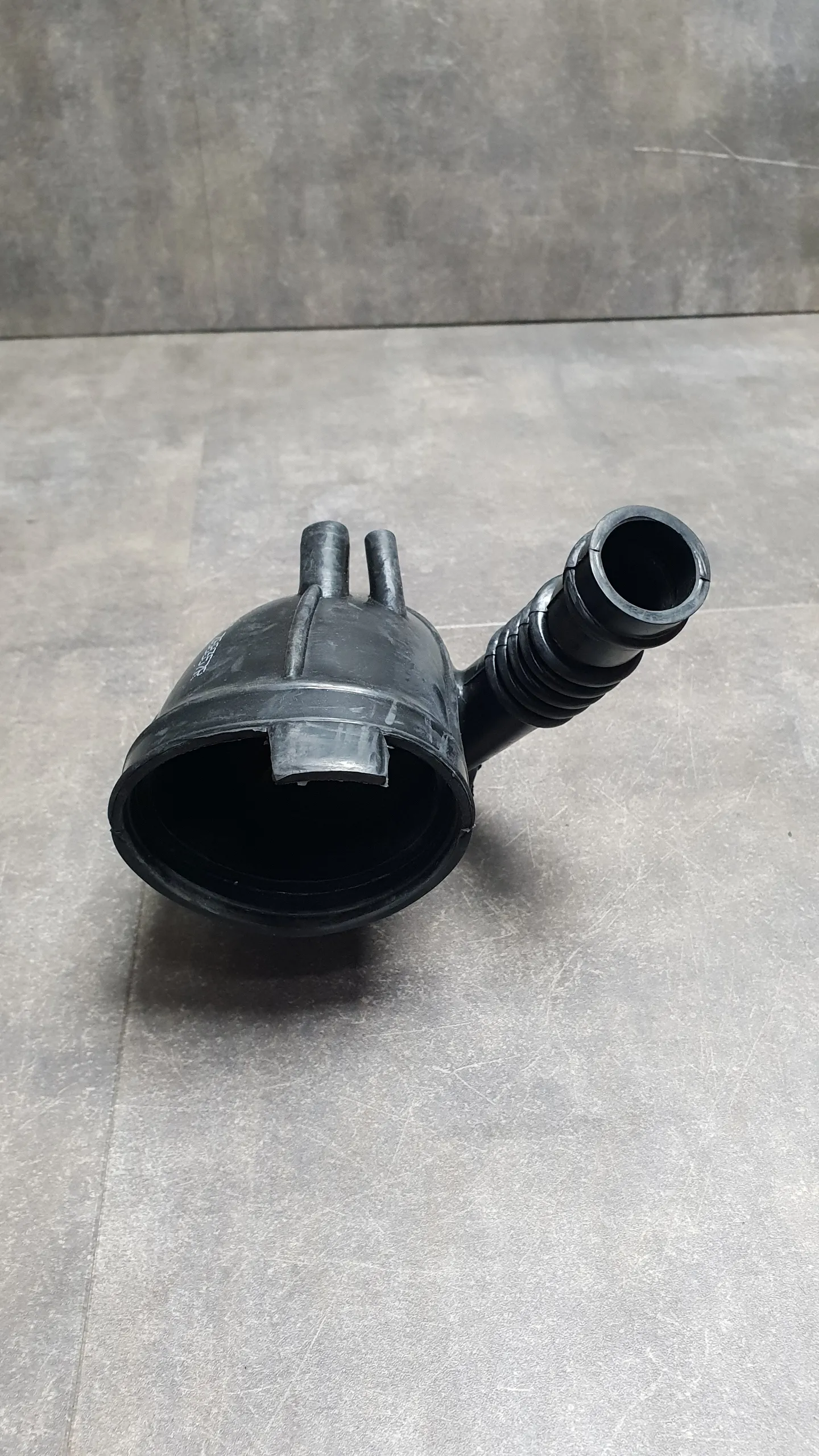 Гофра расходомера ДМРВ M54B30 E53 (заслонка/регулятор ХХ)